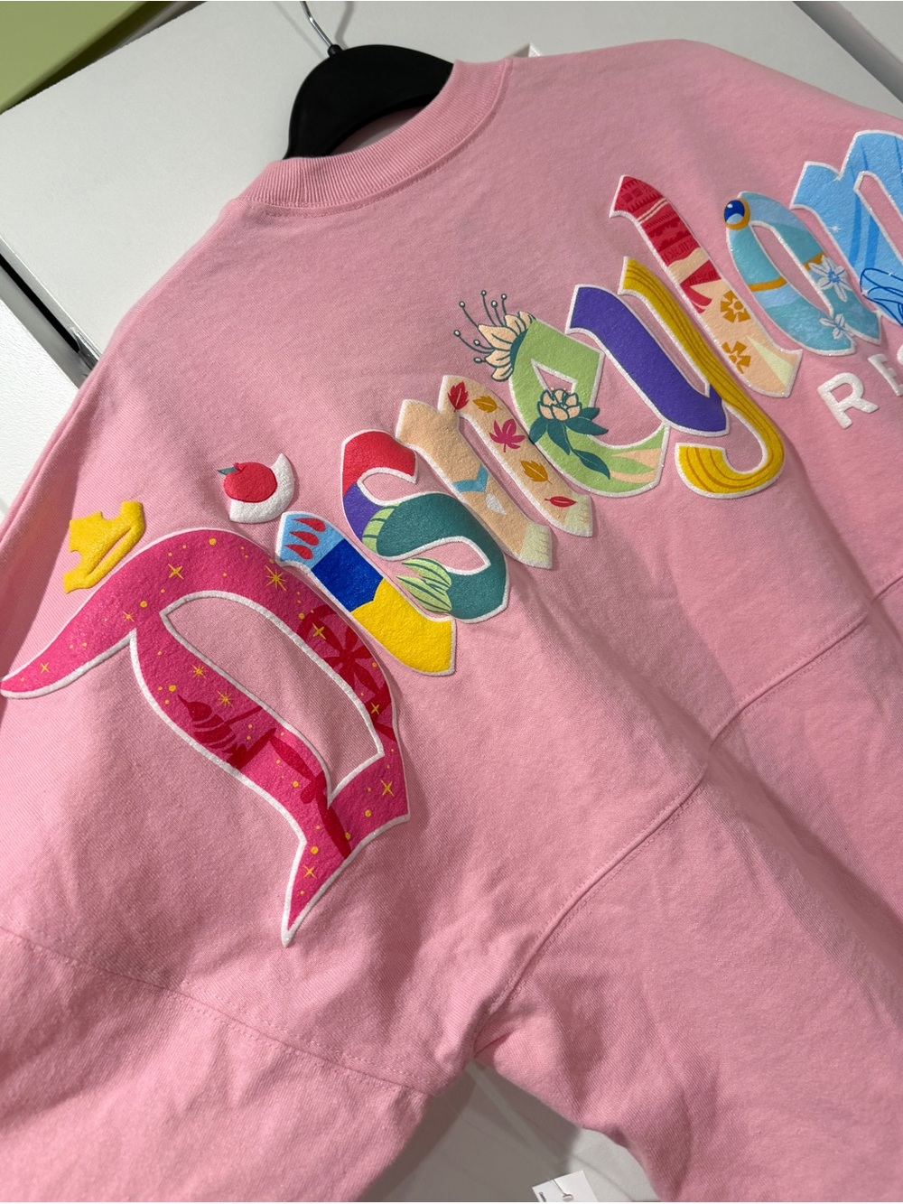 🏷️ New Disney Disneyland pink princess spirit jersey size XS - Picture 5 of 6